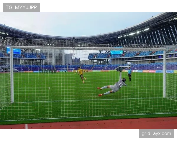 亚运会足球赛：黑马球队强势崛起，表现亮眼引热议