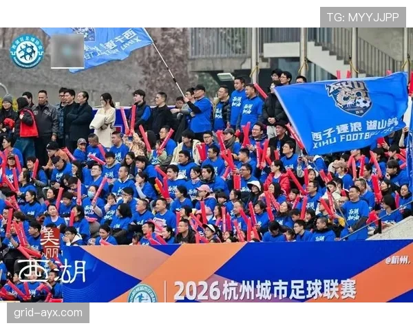 南美足球豪门再掀对决狂潮，经典之战引爆球迷热情