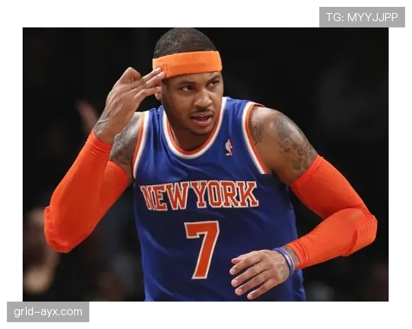 卡瓦尼精进技术重塑前锋角色，稳健表现引足坛关注