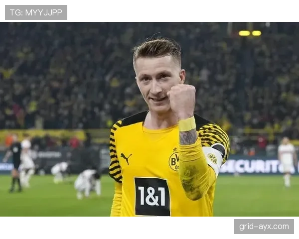 年轻阵容之下:多特蒙德为何反复出现比赛崩盘? 年轻阵容之下:多特蒙德为何反复出现比赛崩盘?