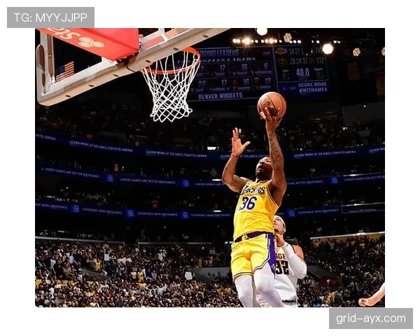 隆多无球跑动制造错位，提升湖人进攻效率